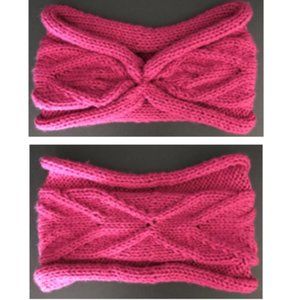 NEW Handmade Cable Knit Fuchsia Headband